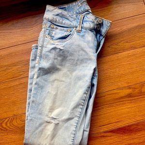 AE Artist crop jeans